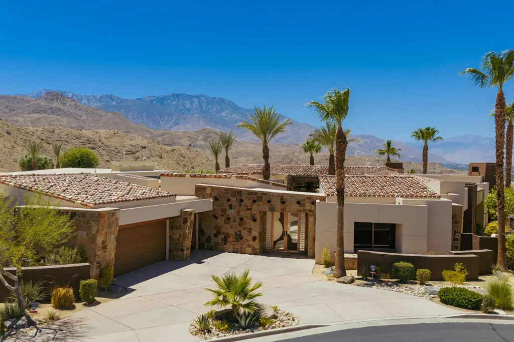 9 Rockcrest Drive, Rancho Mirage, CA — listing photo 1