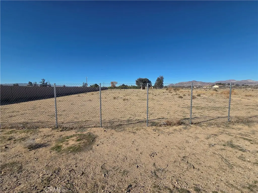 43070 Duntroon, Newberry Springs, CA — listing photo 1