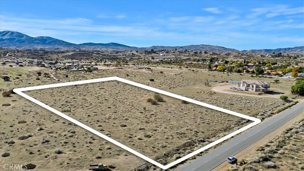 0 e AVE T8, Palmdale, CA — listing photo 1