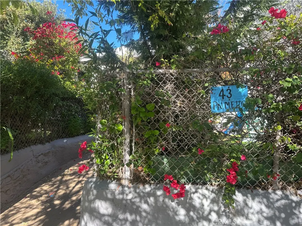 Duplex for sale at 43 Palmetto, Pasadena, CA