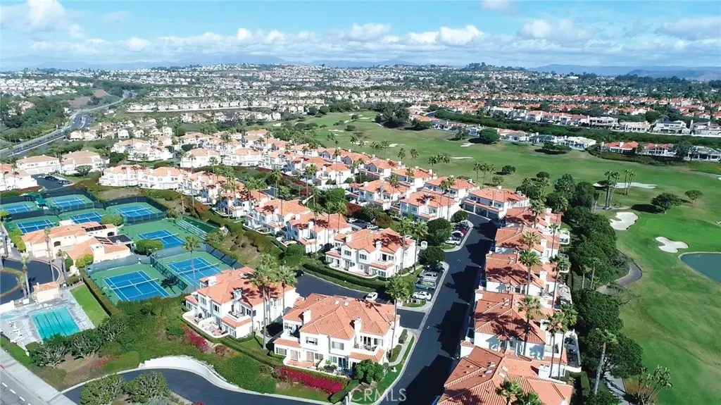 Condominium for rent at 25 Centre Court 90, Dana Point, CA featuring 2 beds and 2 baths