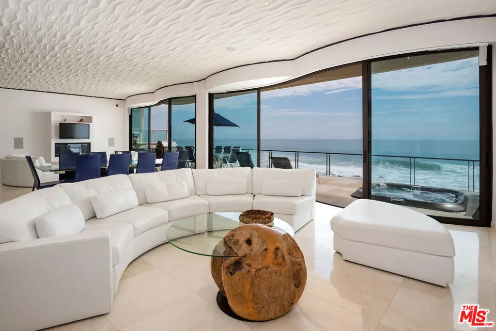 Residential Lease for rent at 24230 Malibu Road, Malibu, Los Angeles County, CA featuring 3 beds and 4 baths