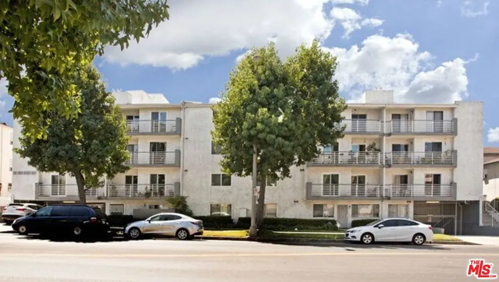 Condominium for rent at 1515 S Beverly Drive 309, Los Angeles, CA featuring 2 beds and 2 baths