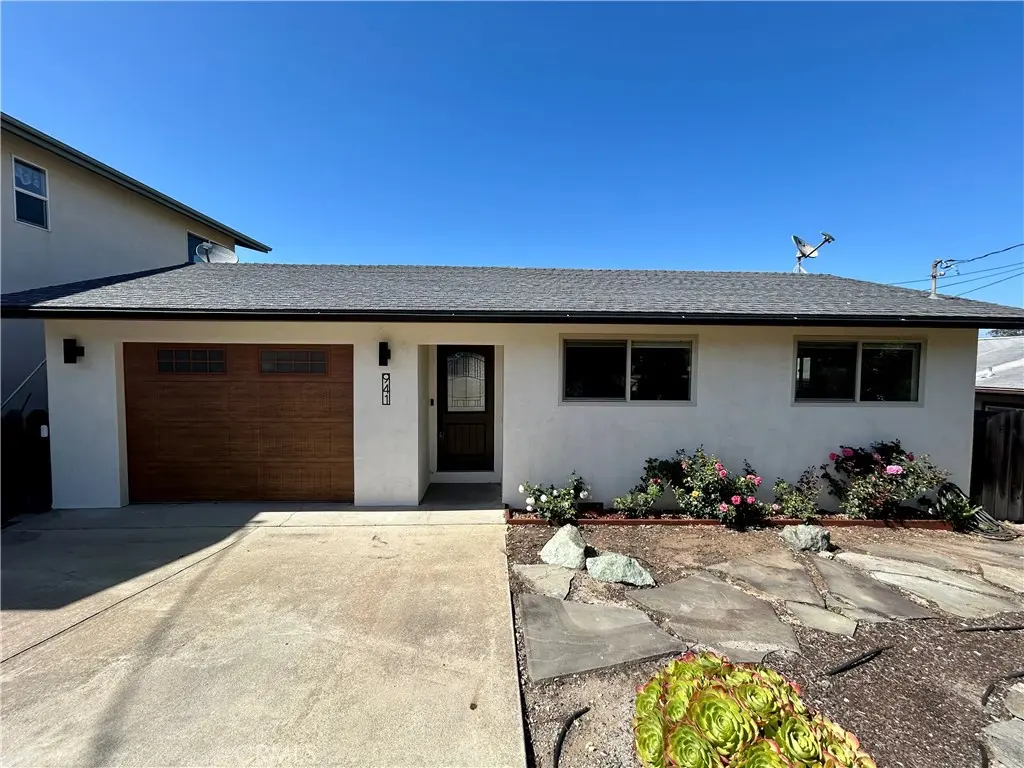 941 Marina, Morro Bay, CA — listing photo 1