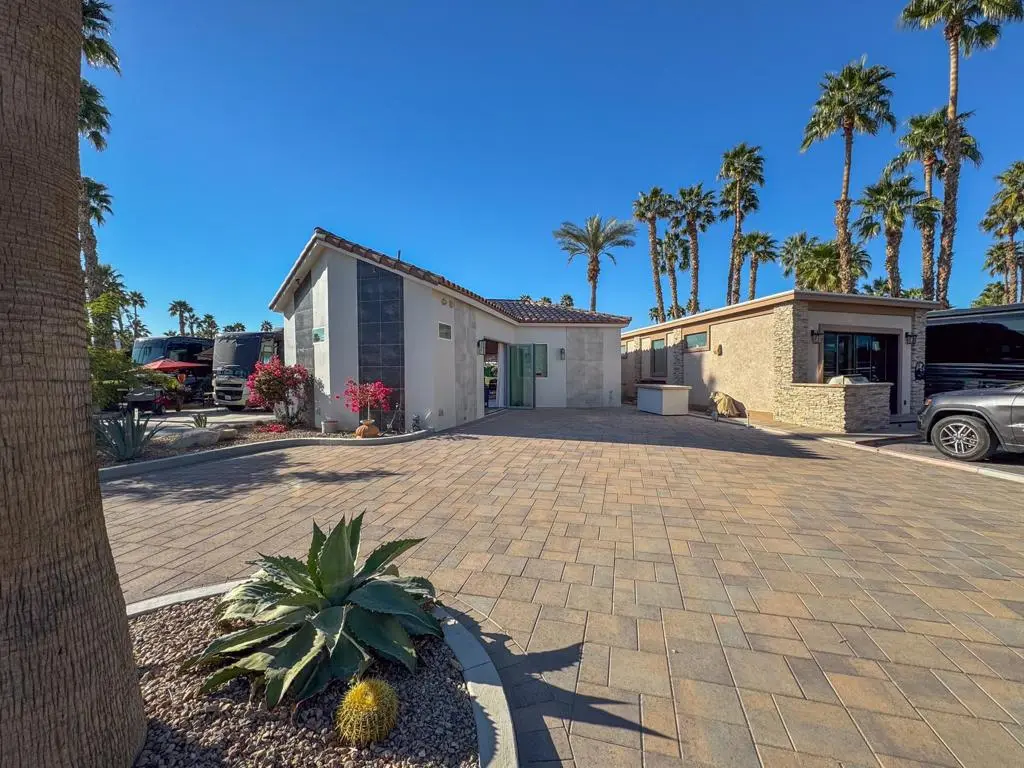 Mobile Home for sale at 80394 Avenue 48 292, Indio, CA and 1 bath