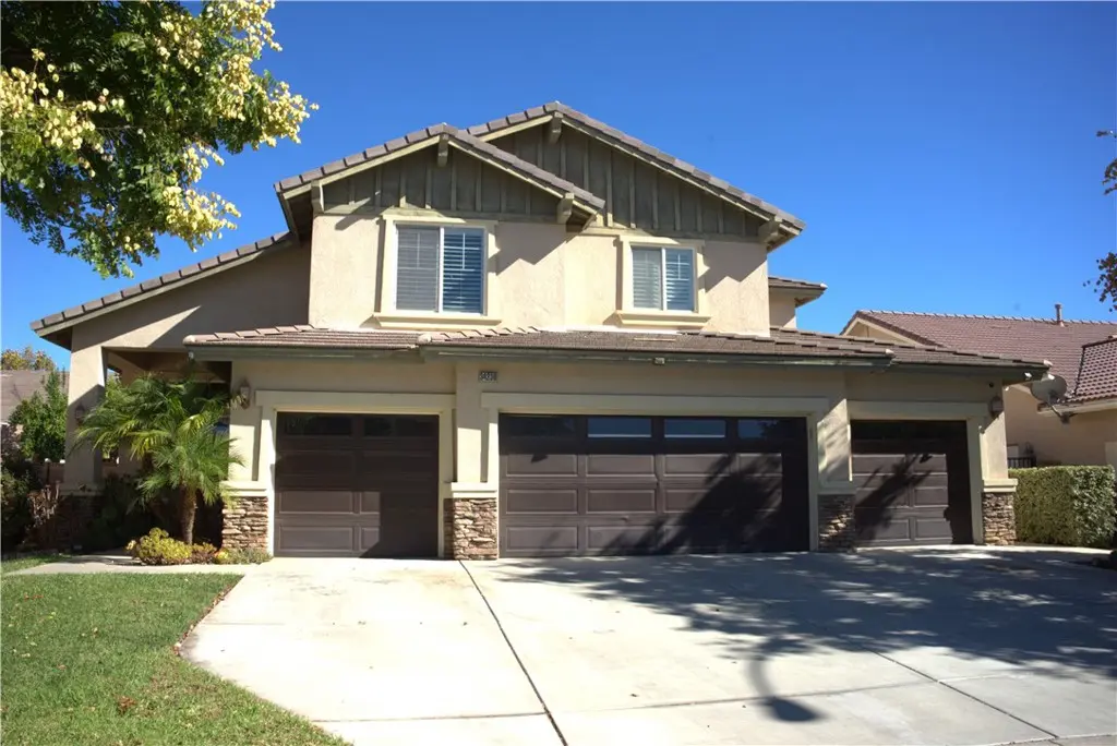 Single Family Residence for sale at 34230 Dorof Court, Wildomar, CA featuring 5 beds and 3 baths