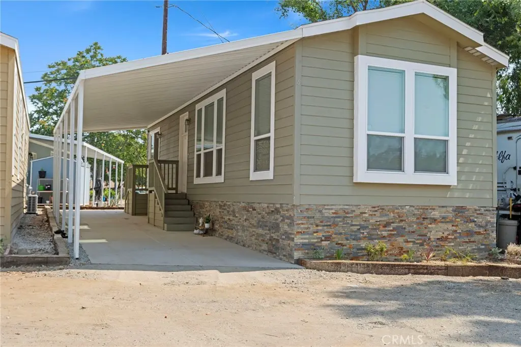 22113 Grand Terrace Rd 7, Grand Terrace, CA — listing photo 1