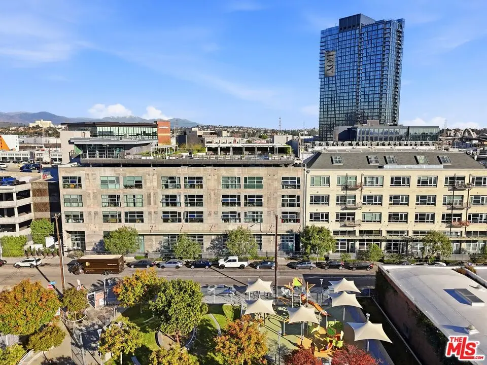 Condominium for sale at 530 S Hewitt Street 533, Los Angeles, CA and 2 baths