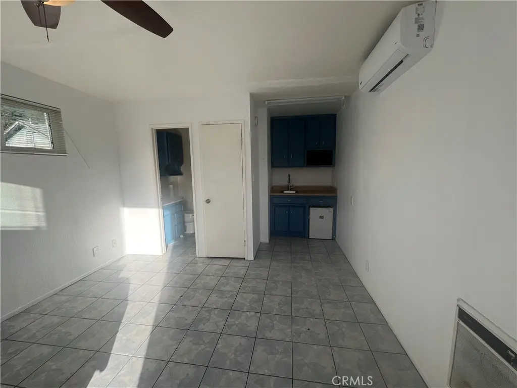 Residential Lease for rent at 45122 Date, Lancaster, Los Angeles County, CA and 1 bath