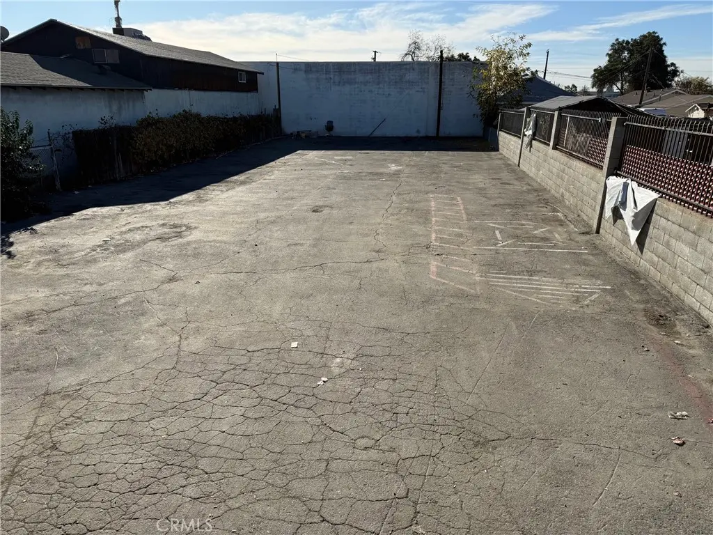 1284 E 3rd, Pomona, CA — listing photo 1