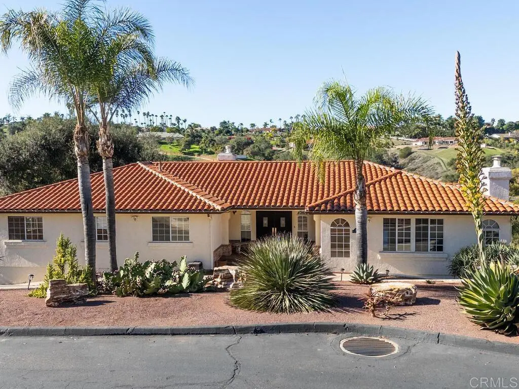 2230 Calle Dos Lomas, Fallbrook, CA — listing photo 1