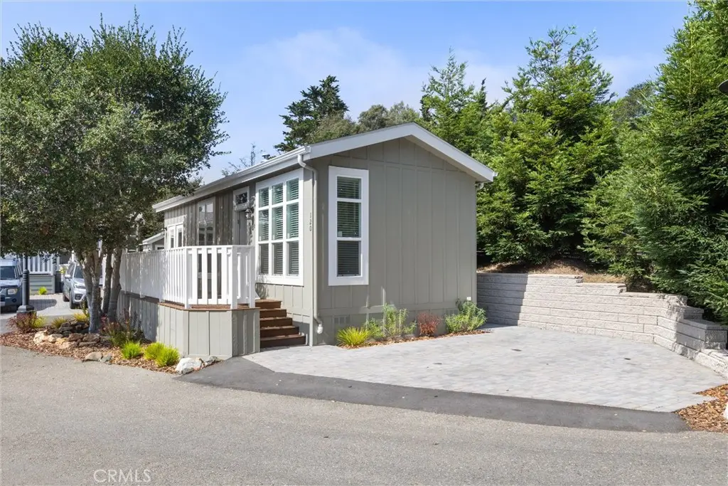 1460 Main 120, Cambria, CA — listing photo 1