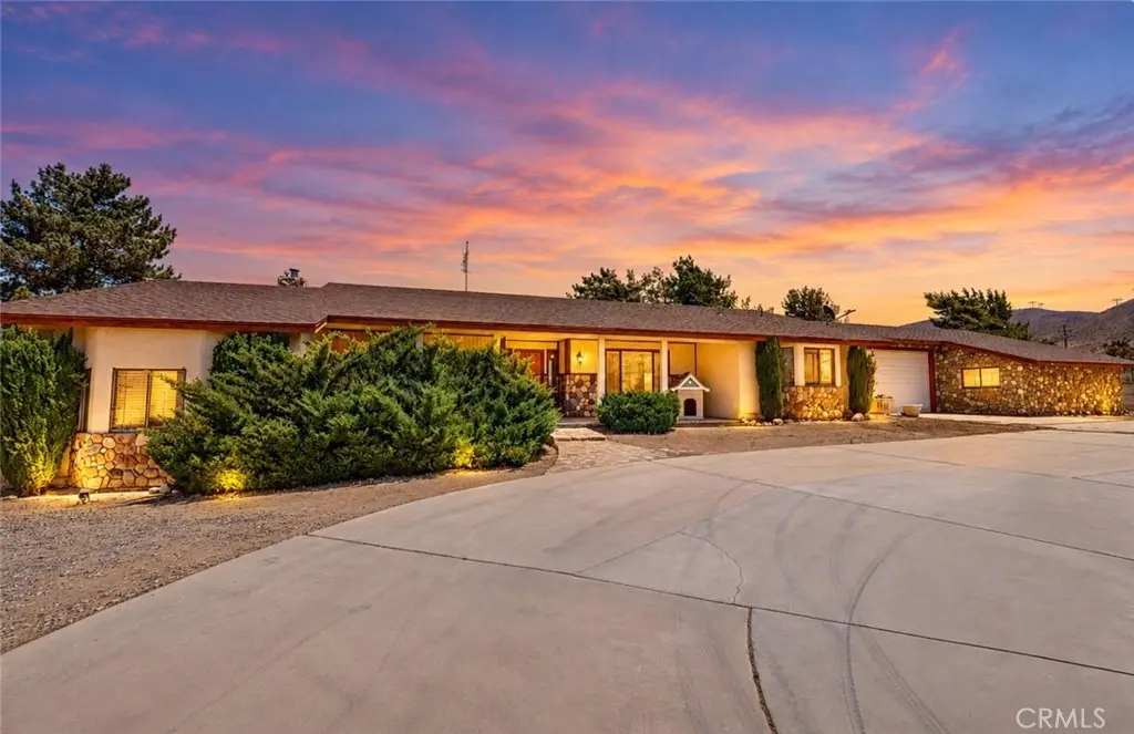 19574 Happy Valley, Apple Valley, CA — listing photo 1