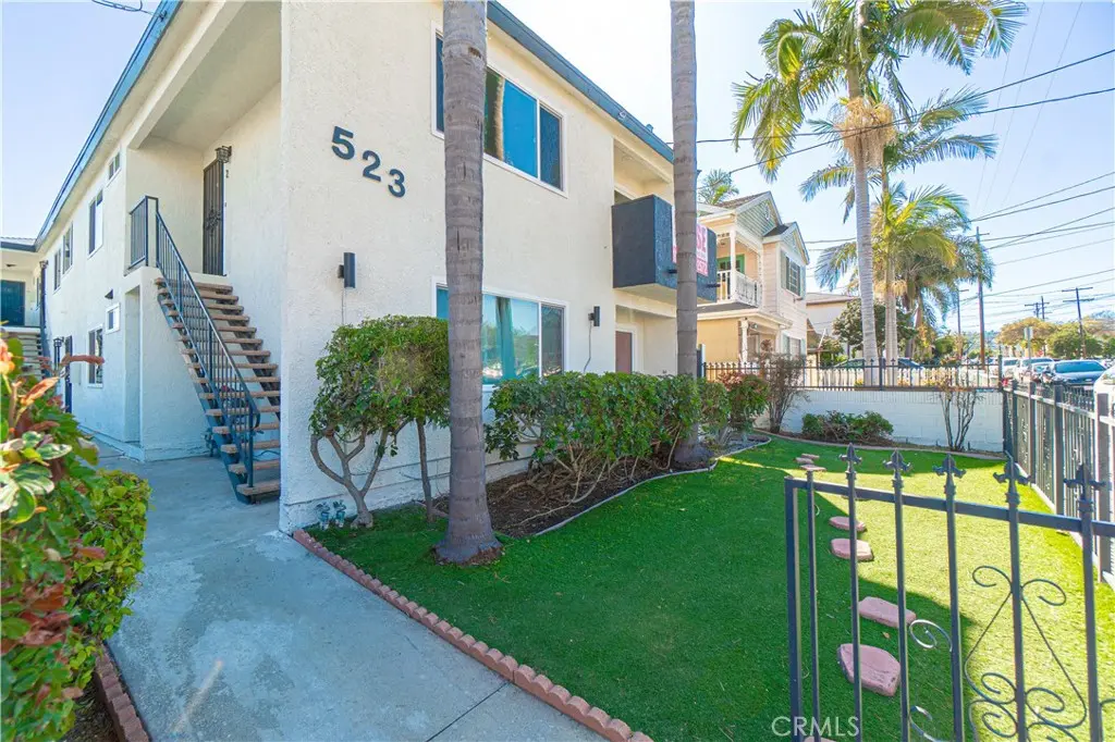 523 W 12th 5, San Pedro, CA — listing photo 1