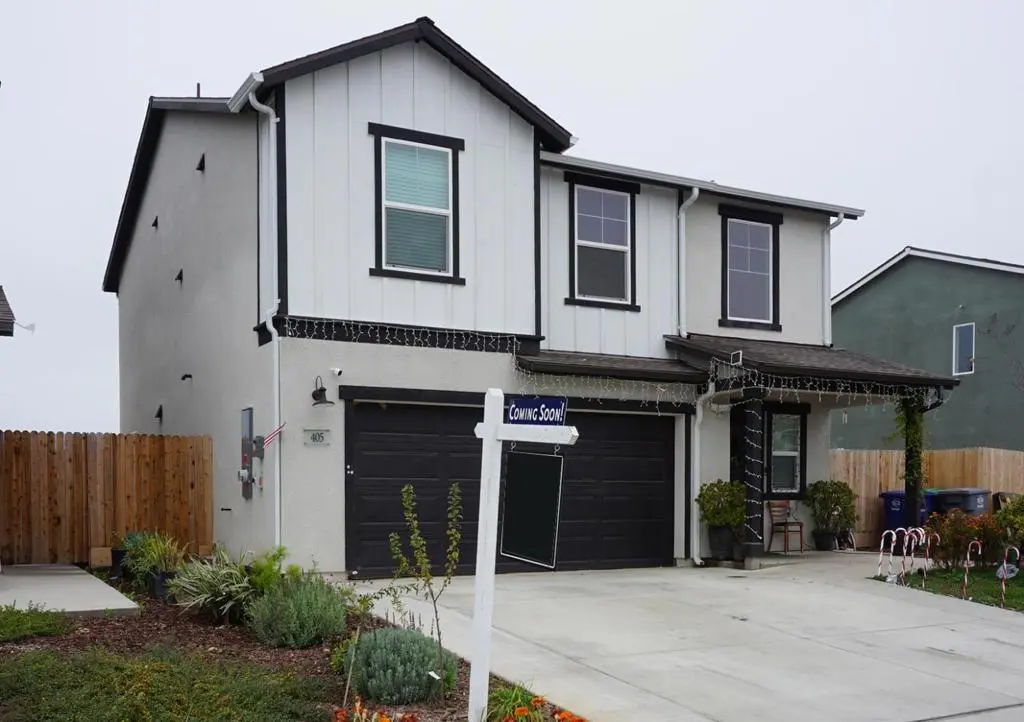 Single Family Residence for sale at 405 Greene Way, Los Banos, CA featuring 3 beds and 3 baths