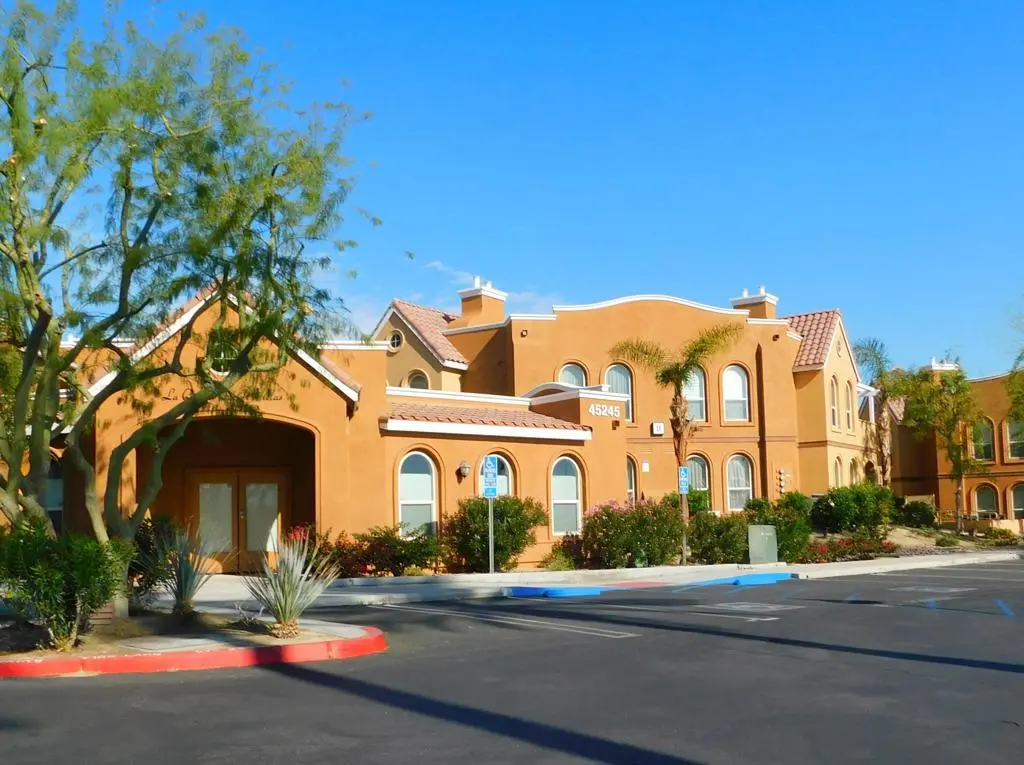 Residential Lease for rent at 45245 Seeley Drive 18d, La Quinta, Riverside County, CA featuring 2 beds and 3 baths