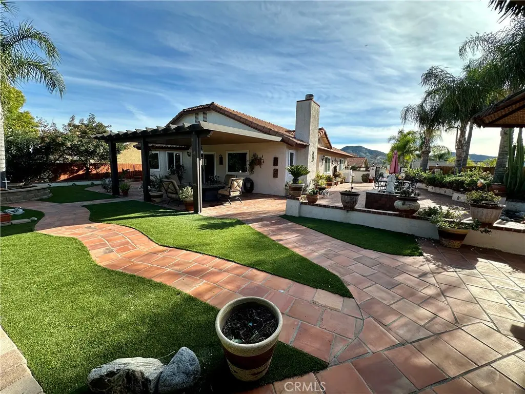 Single Family Residence for sale at 23856 Outrigger, Canyon Lake, CA featuring 3 beds and 2 baths