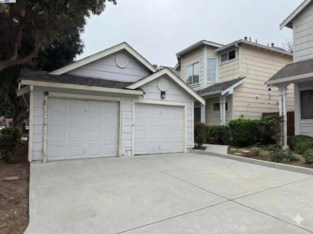 Single Family Residence for sale at 39965 Potrero Dr, Newark, CA featuring 4 beds and 3 baths