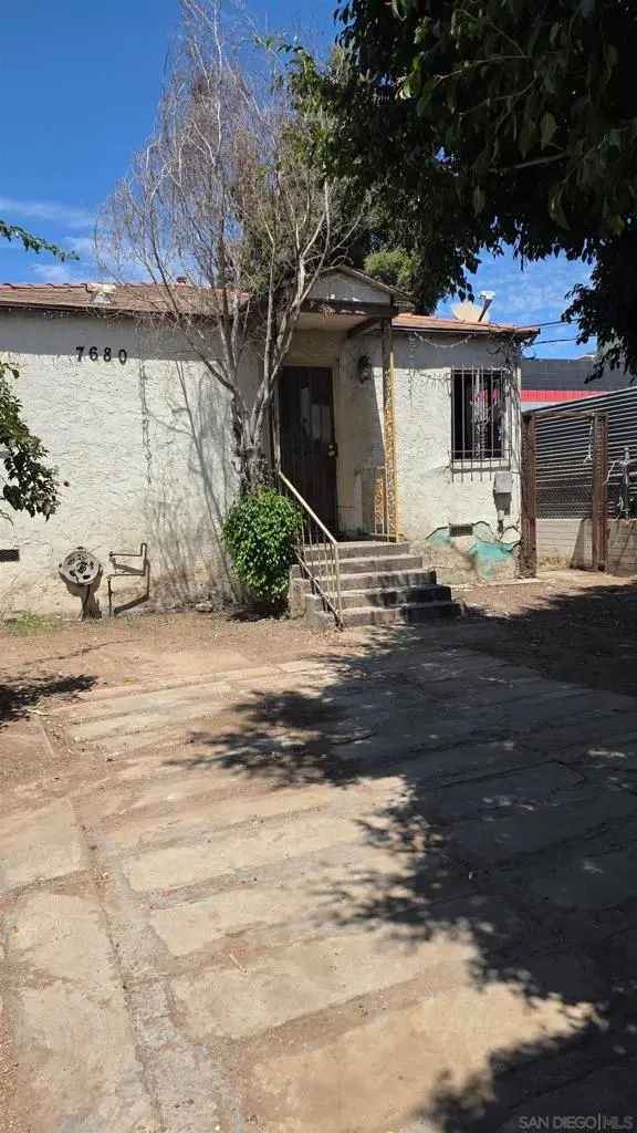 7680 Lemon Ave, Lemon Grove, CA — listing photo 1