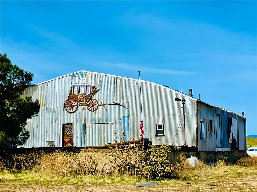 49357 W. Avenue D, Lake Hughes, CA — listing photo 1