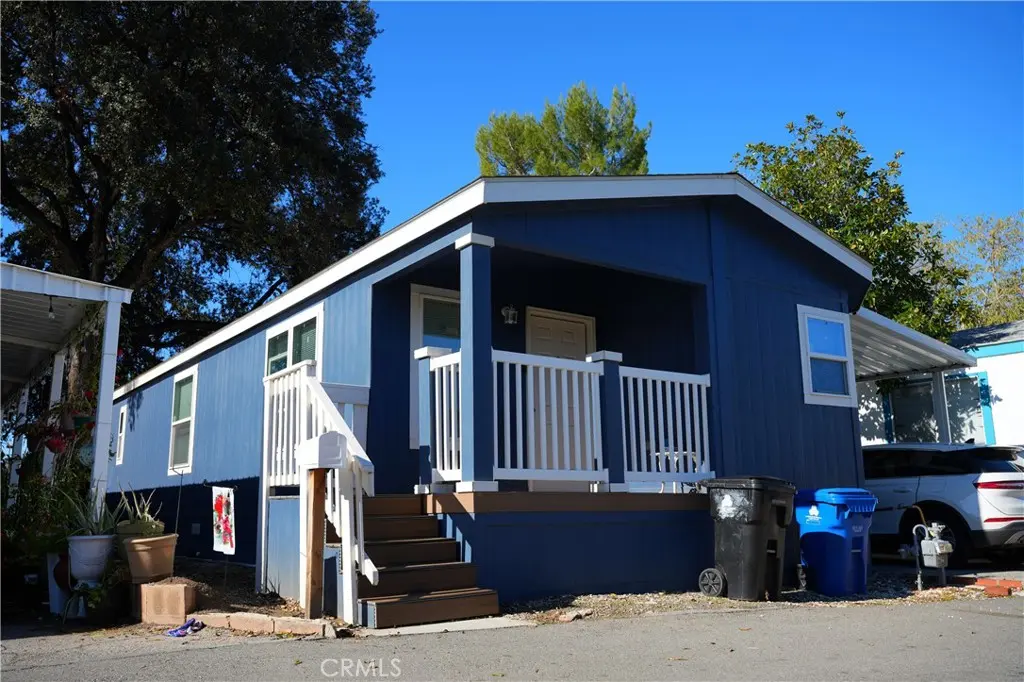 6545 Wilbur 39, Reseda, CA — listing photo 1