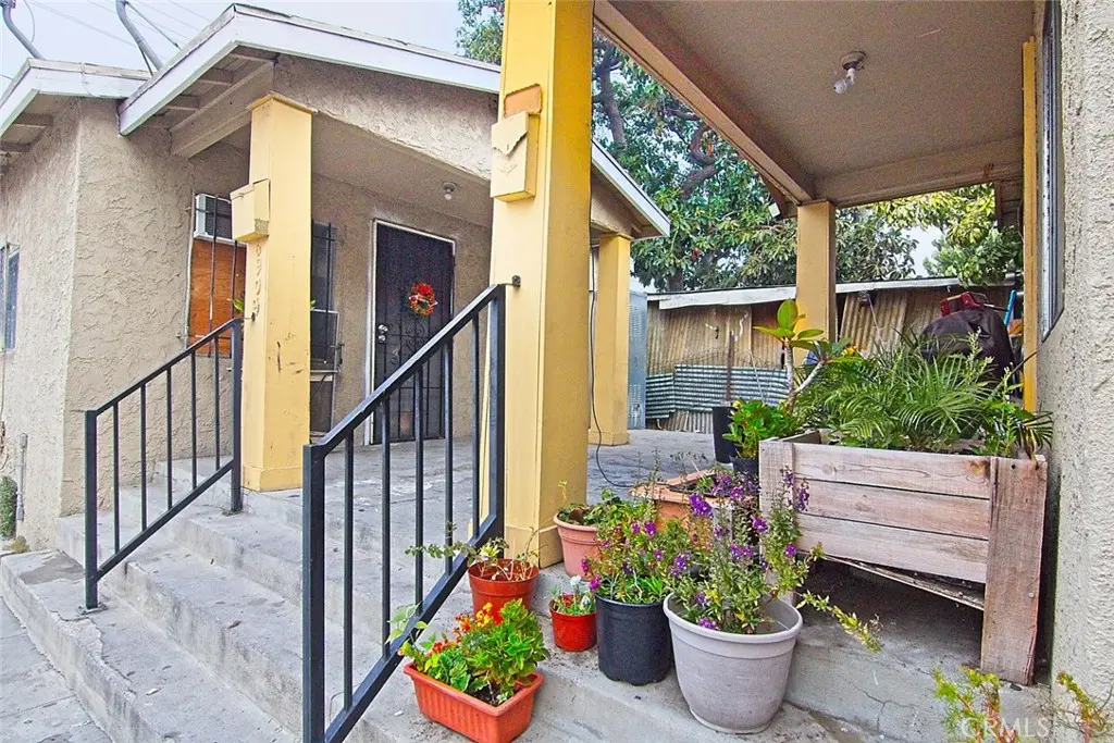Triplex for sale at 6905 Compton, Los Angeles, CA