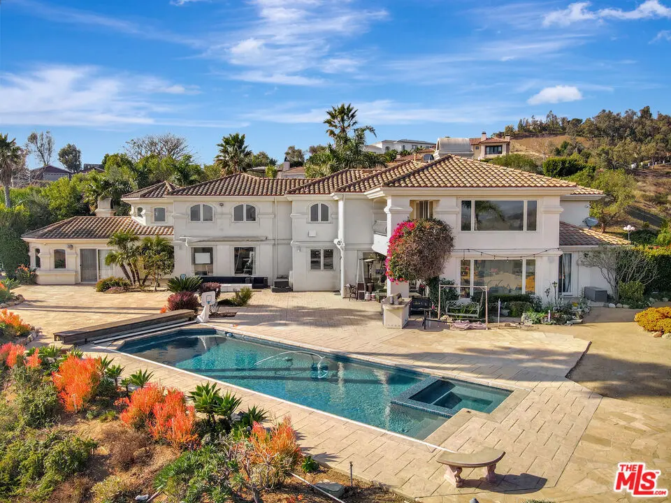 Residential Lease for rent at 27425 Calicut Road, Malibu, Los Angeles County, CA featuring 5 beds and 6 baths