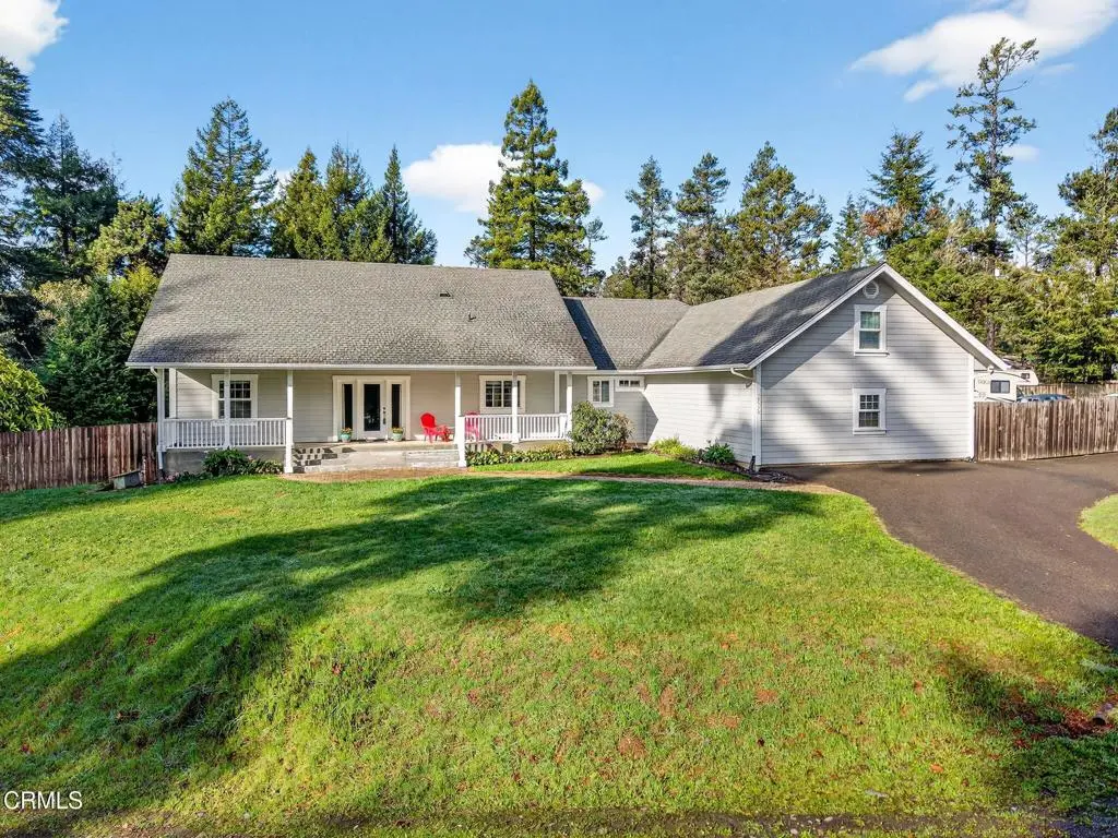 Single Family Residence for sale at 18970 Quail Court, Fort Bragg, CA featuring 3 beds and 3 baths