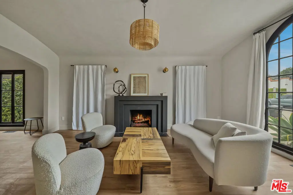 Residential Lease for rent at 8822 Rosewood Avenue, West Hollywood, Los Angeles County, CA featuring 3 beds and 3 baths