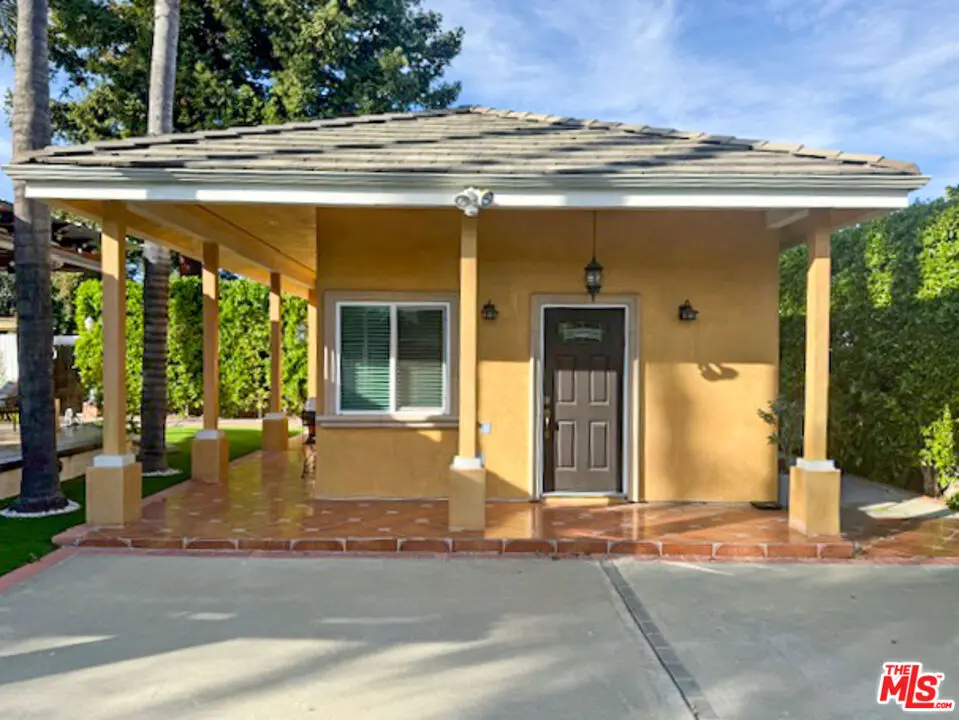 6231 Royer Avenue ADU, Woodland Hills, CA — listing photo 1