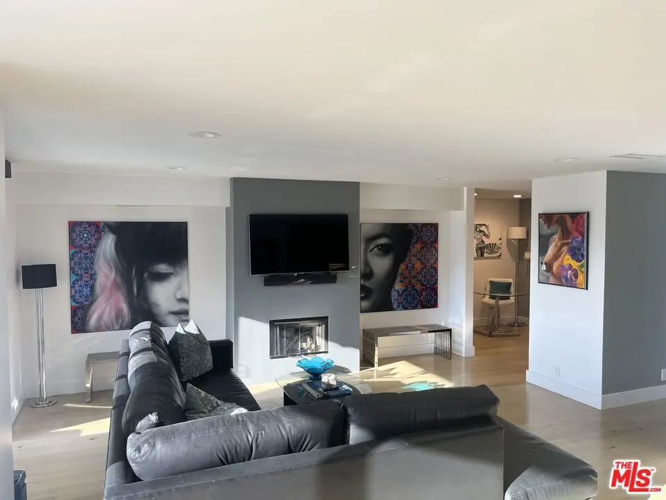 Residential Lease for rent at 723 Palisades Beach Road 211, Santa Monica, Los Angeles County, CA featuring 2 beds and 2 baths