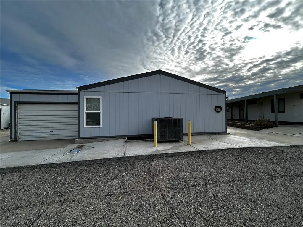 196 Thunderhead 2, Needles, CA — listing photo 1