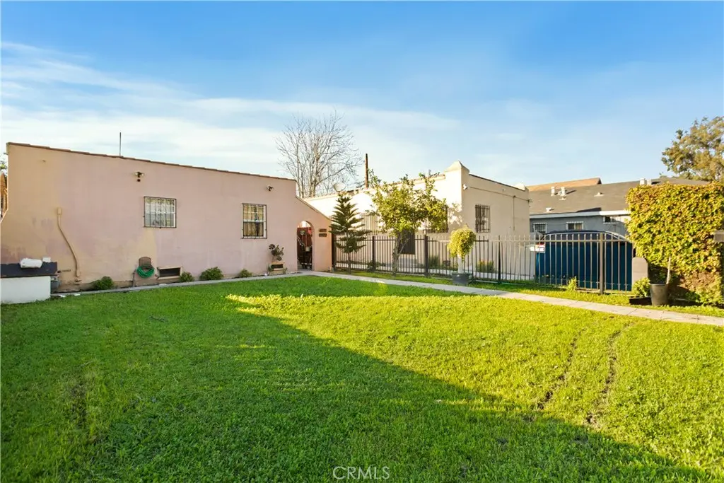 Duplex for sale at 8449 S Main, Los Angeles, CA
