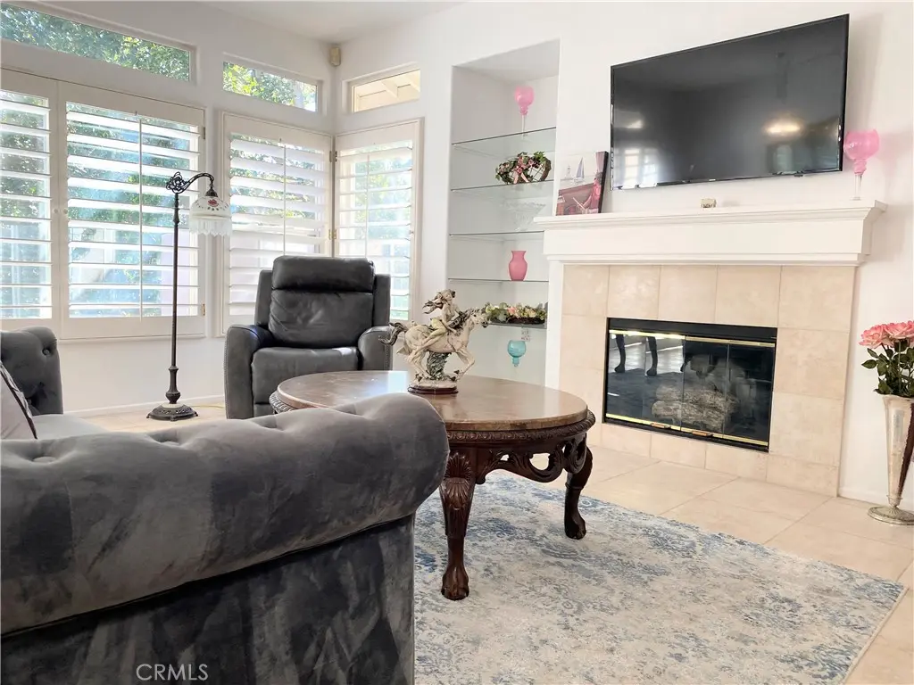 Condominium for sale at 28938 Paseo Caravella, Mission Viejo, CA featuring 3 beds and 2 baths