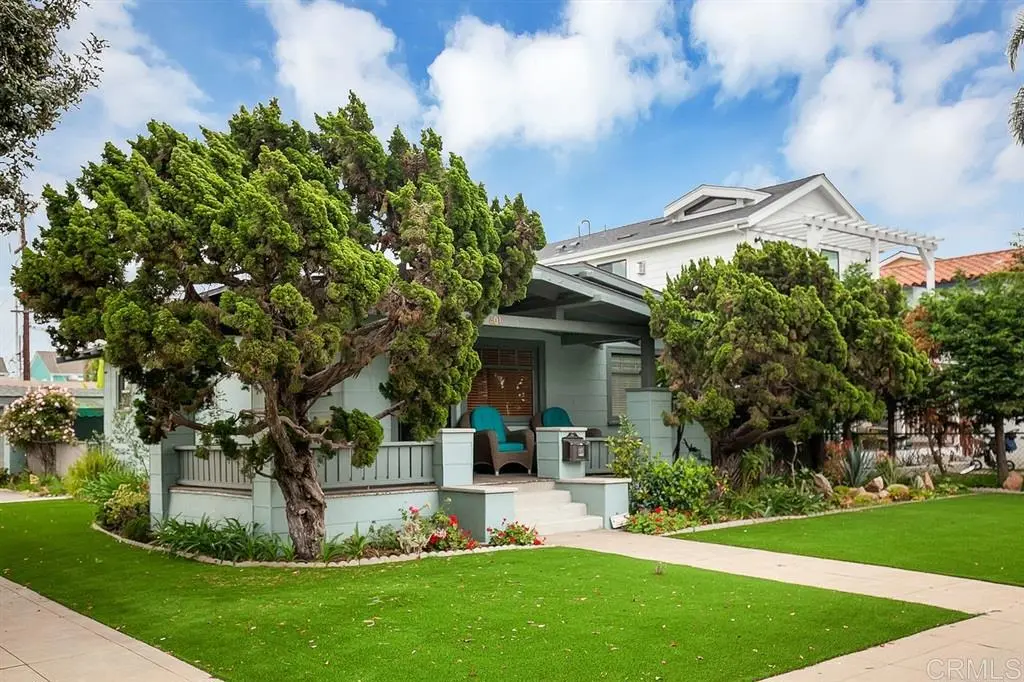 Single Family Residence for rent at 401 Alameda, Coronado, CA featuring 2 beds and 1 bath