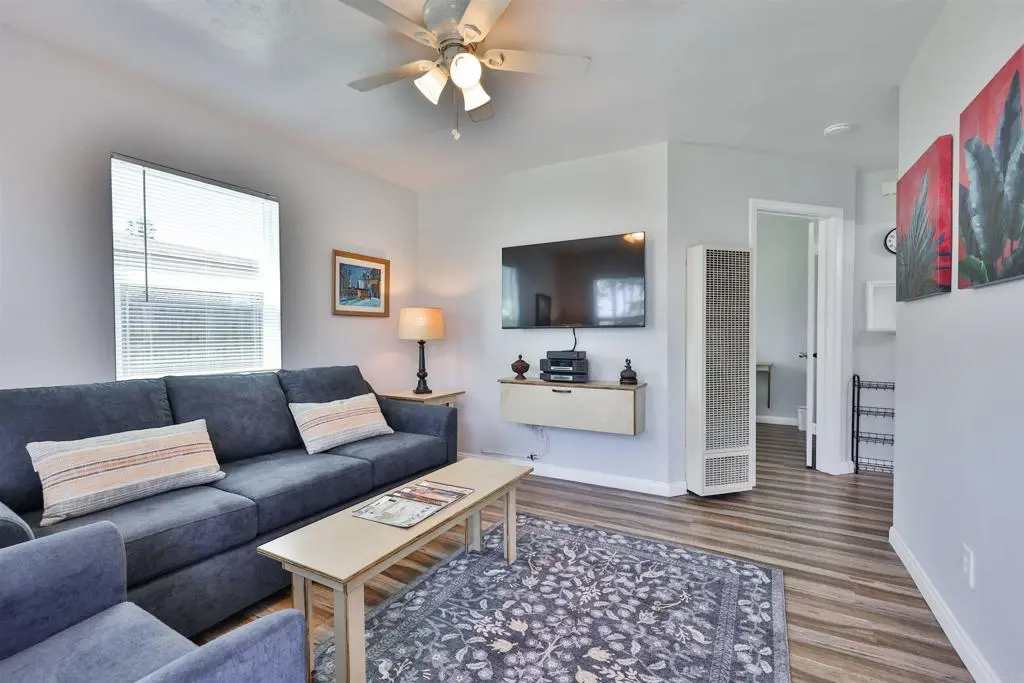 Duplex for rent at 520 Delaware, Imperial Beach, CA featuring 1 bed and 1 bath
