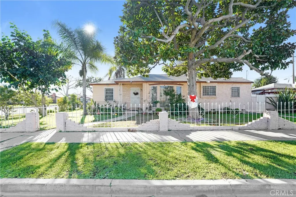 2200 W Hardy, Inglewood, CA — listing photo 1