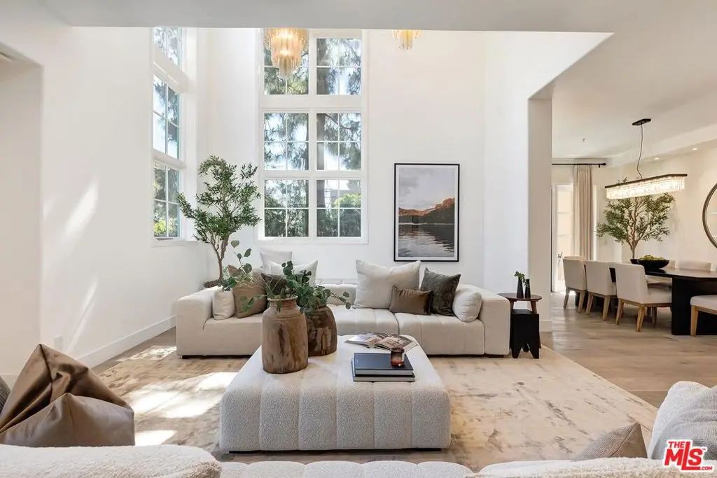 Condominium for sale at 11500 San Vicente Boulevard 221, Los Angeles, CA featuring 2 beds and 3 baths