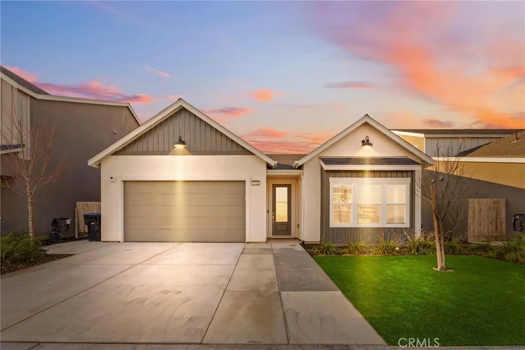 Single Family Residence for sale at 3731 N Summers Court, Visalia, CA featuring 3 beds and 2 baths