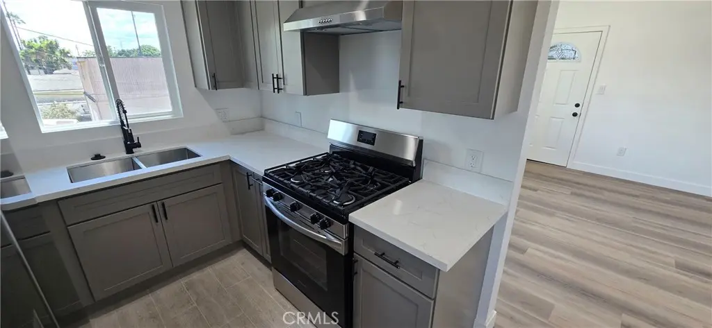 Residential Lease for rent at 833 E 92nd, Los Angeles, Los Angeles County, CA featuring 2 beds and 1 bath