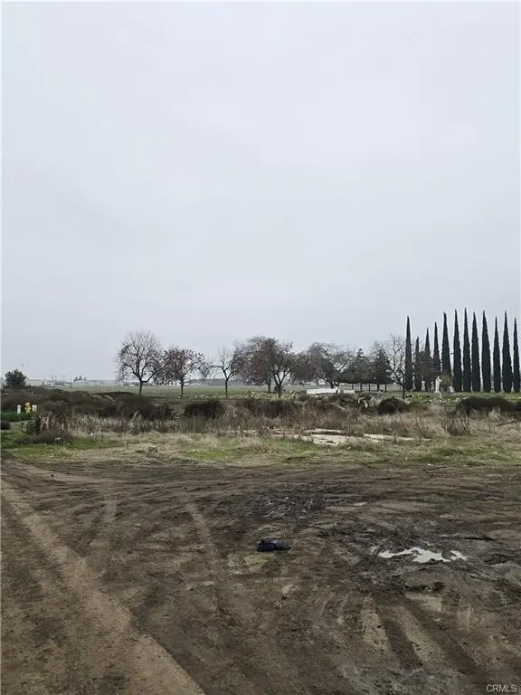 756 Crist, Merced, CA — listing photo 1