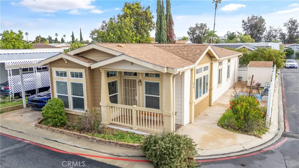 2139 E 4th 84, Ontario, CA — listing photo 1