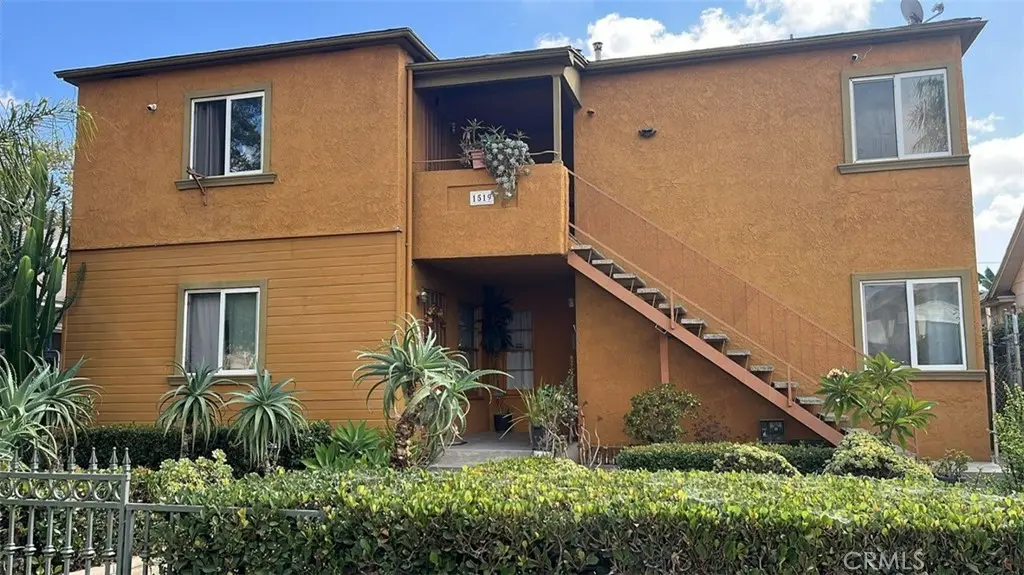 1519 N Ross, Santa Ana, CA — listing photo 1