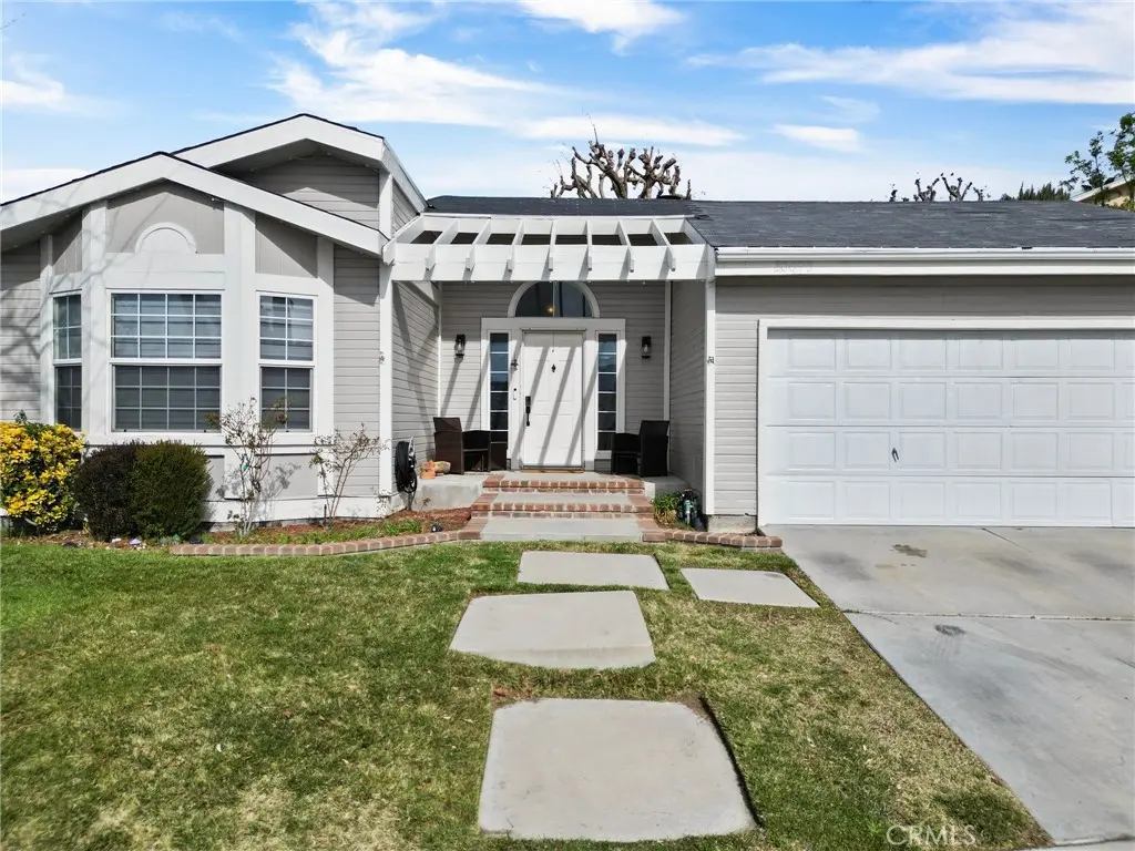 20095 Shadow Island Drive, Canyon Country, CA — listing photo 1