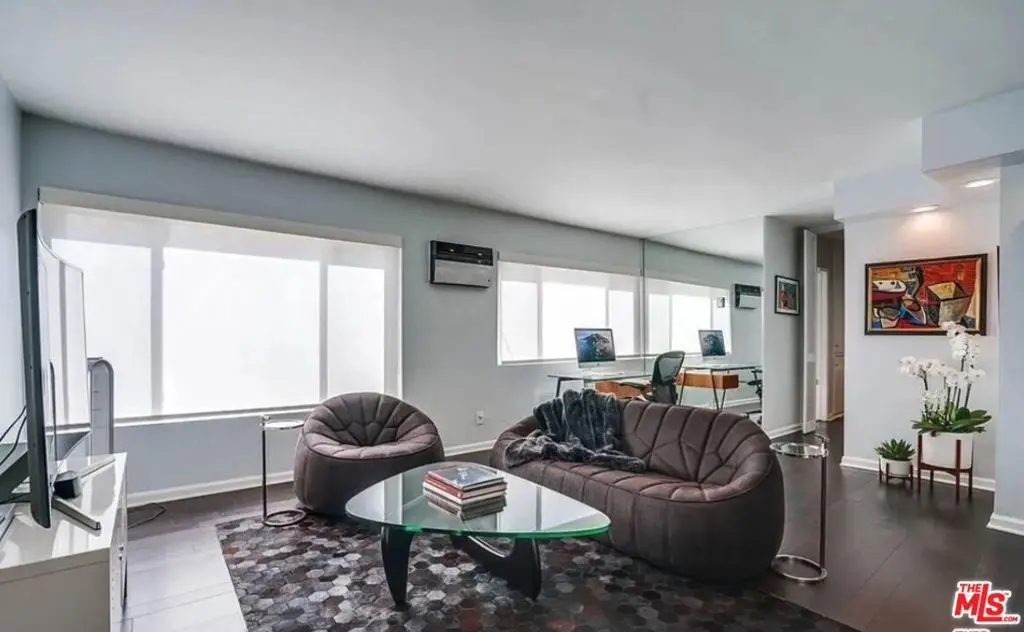 Residential Lease for rent at 1233 N Flores Street 104, West Hollywood, Los Angeles County, CA featuring 1 bed and 1 bath