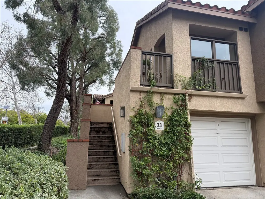 Condominium for sale at 23 Pomelo, Rancho Santa Margarita, CA featuring 1 bed and 1 bath