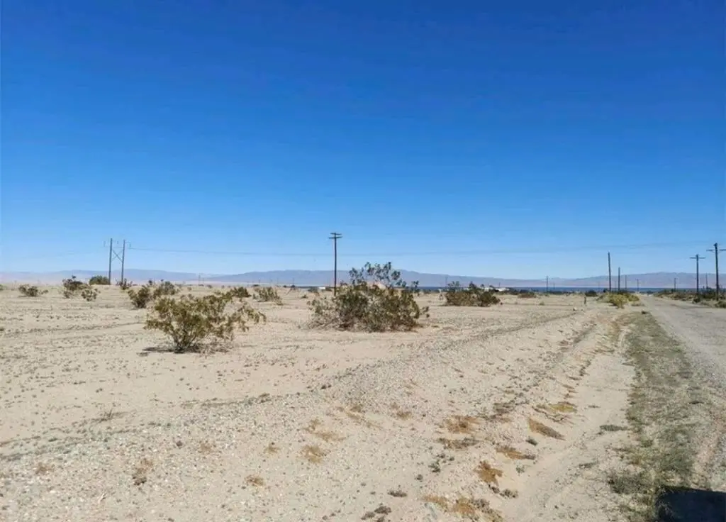 1370 Alpine Avenue, Thermal, CA — listing photo 1
