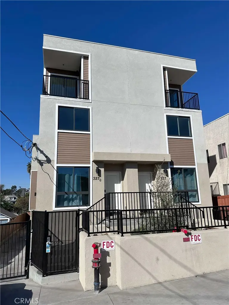 Duplex for sale at 327 N Chicago Street, Los Angeles, CA