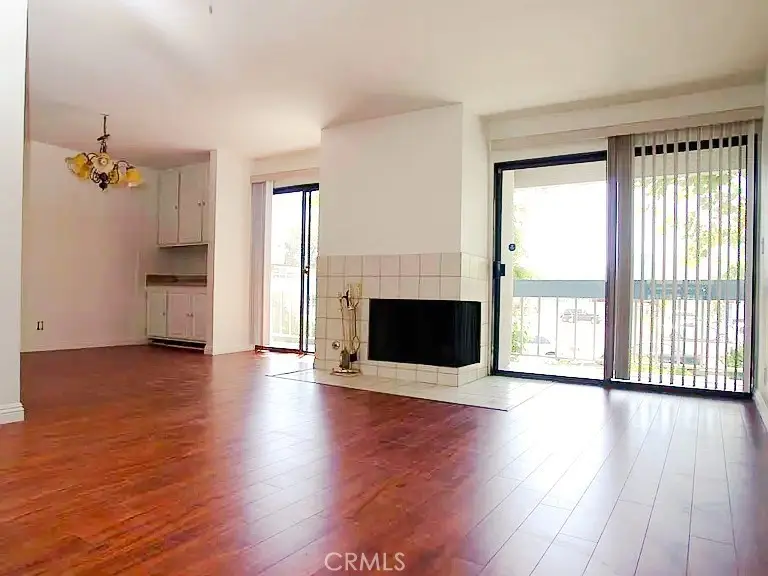 15325 Magnolia 102, Sherman Oaks, CA — listing photo 1
