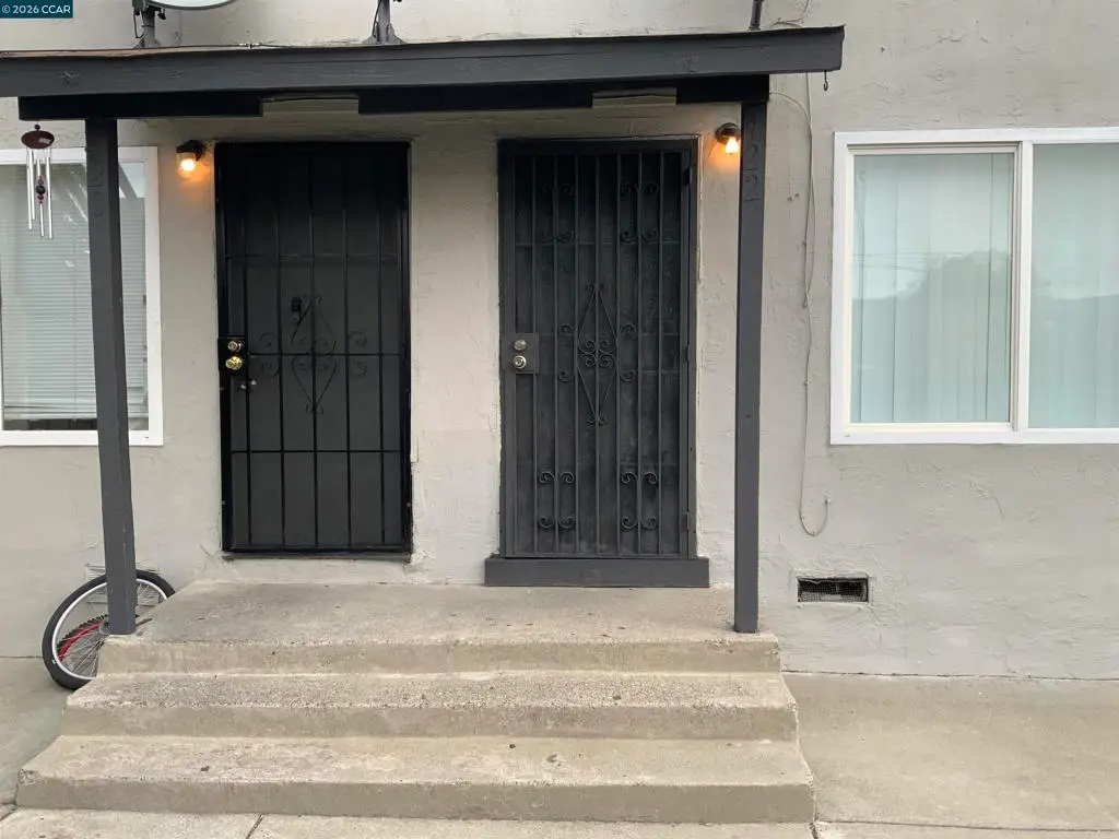 Residential Lease for rent at 422 C Street, Richmond, CA featuring 2 beds and 1 bath